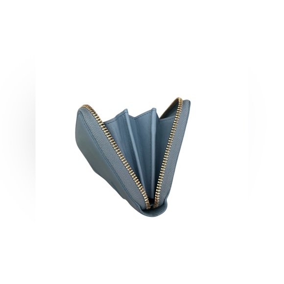 SAINT LAURENT Bleu Glacier Calfskin Leather Classic Y Zip Wallet - Picture 9 of 13